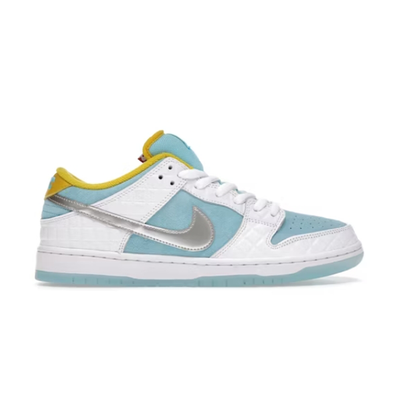 Nike Dunk Low Sneakers