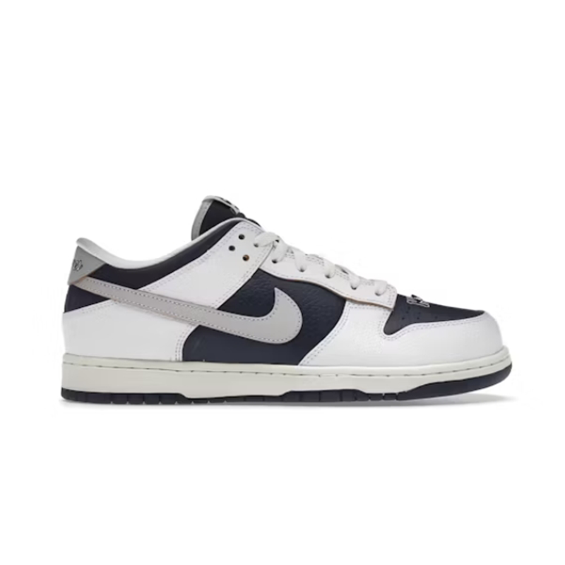 Nike Dunk Low Sneakers