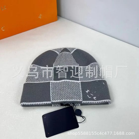 Fashionable and versatile clothing -001