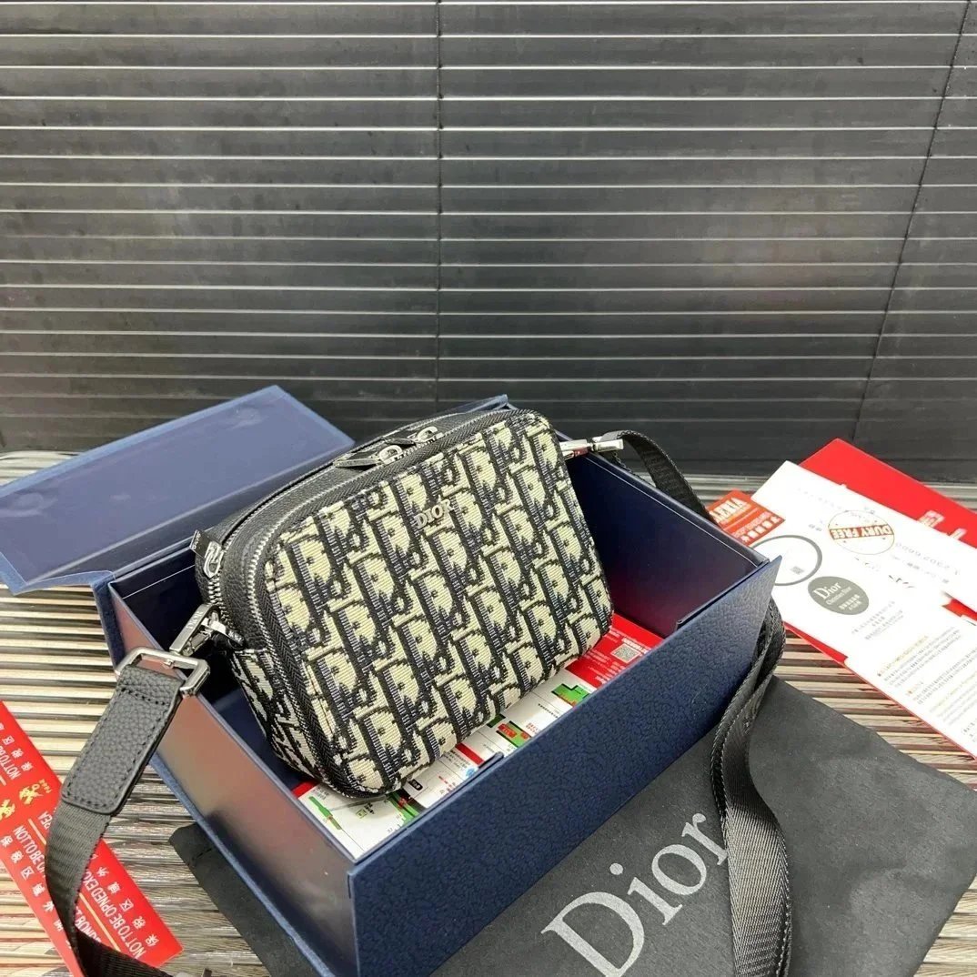 Dior monogram shoulder and cross-body bags product photo 4