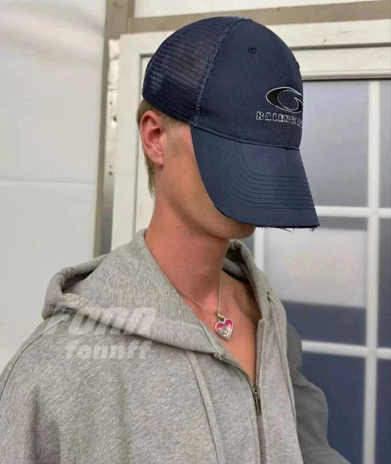 Hat from Yin Kuang's Shop