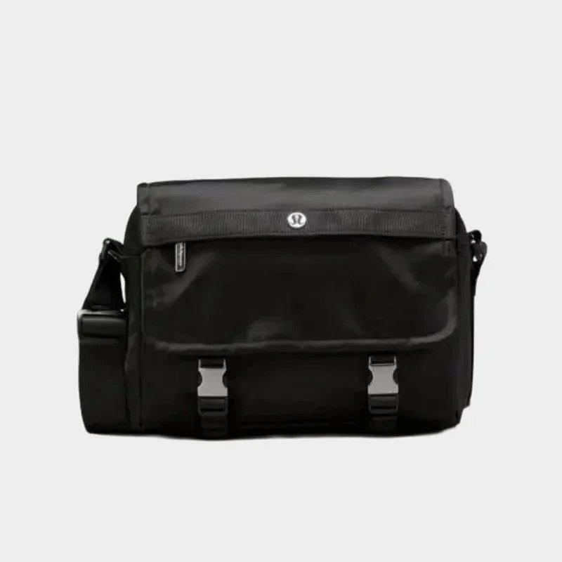 Messenger bag from Yin Kuang's Shop