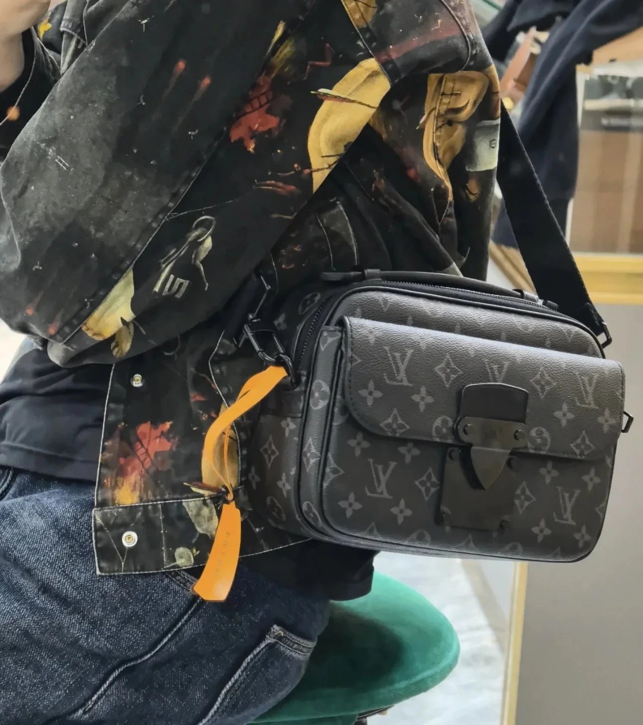 Messenger bag from Yin Kuang's Shop