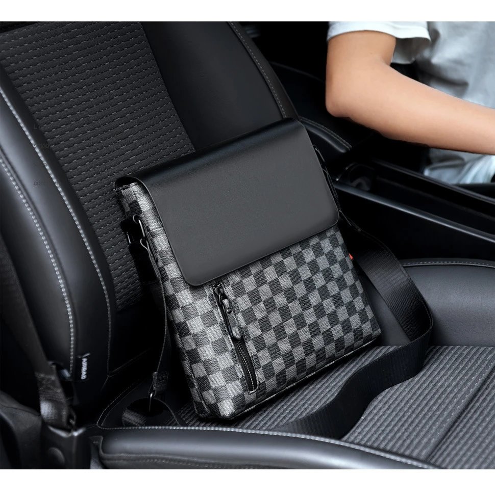 Design Messenger Bag Black Monogram Pattern Crossbody Bag - 28