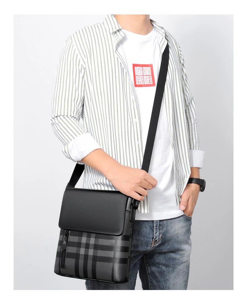 Design Messenger Bag Black Monogram Pattern Crossbody Bag - 18