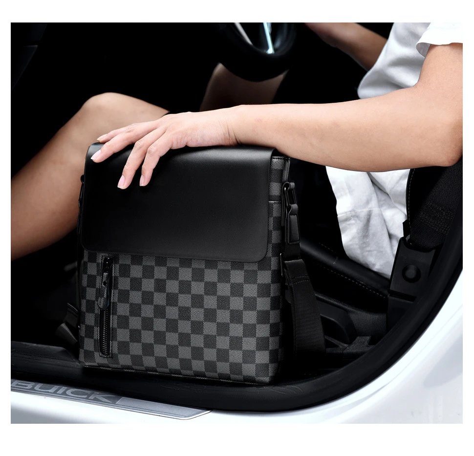 Design Messenger Bag Black Monogram Pattern Crossbody Bag - 27
