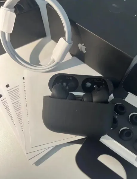 Apple AirPods Pro (2nd Gen) Midnight TWS Earbuds - 10