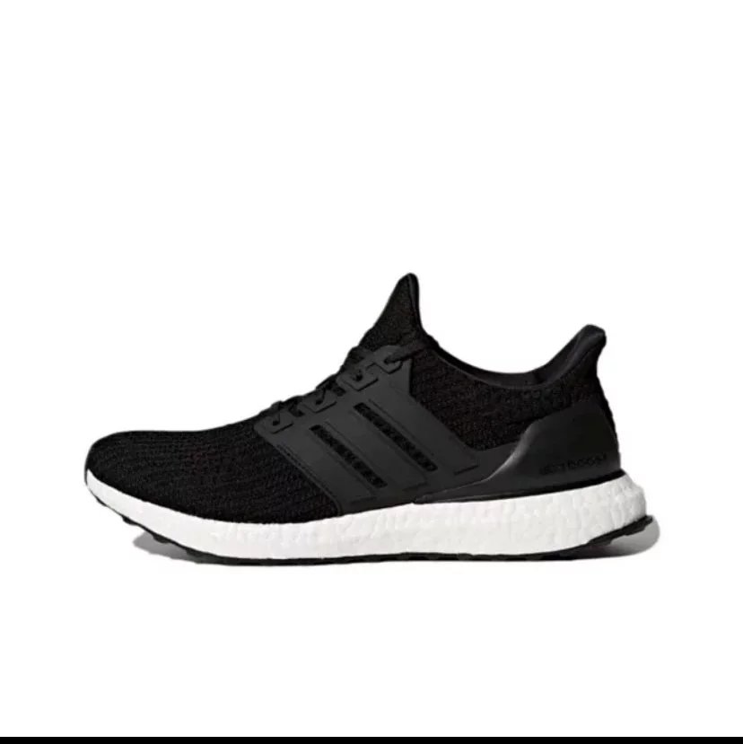 Adidas Ultraboost — 4.0 Black and White colorway — USFans Spreadsheet photo