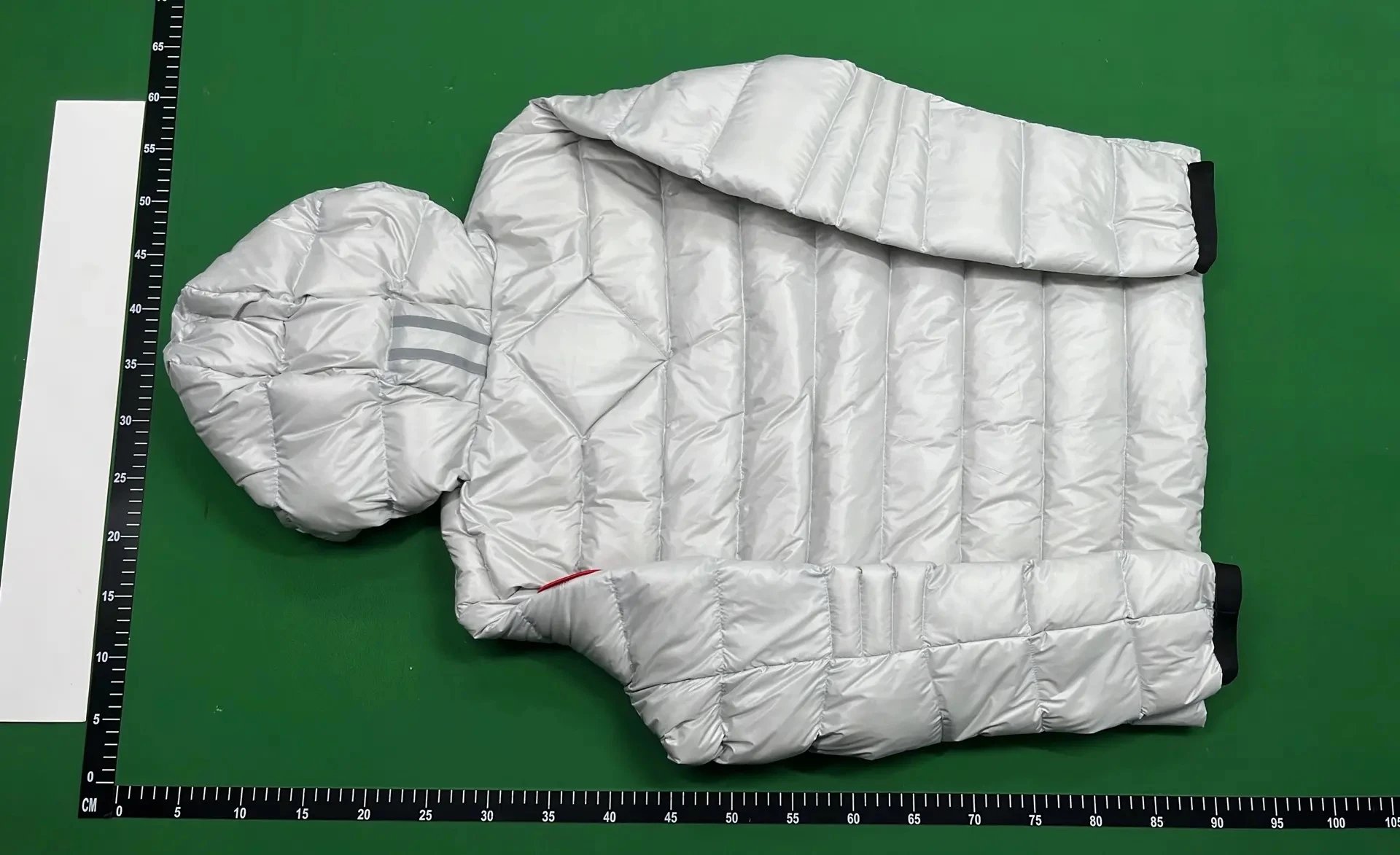 Canada Goose Chilliwack Bomber Navy Blue Down Jacket - 8