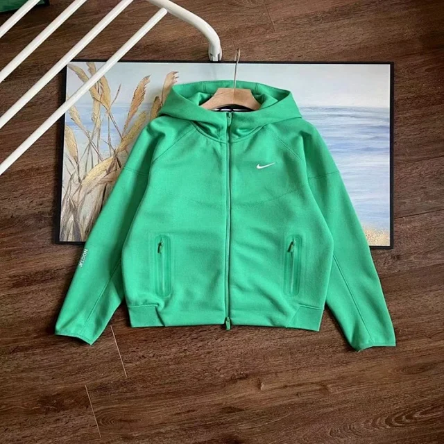 Nike Hoodies & Sweatshirts Full-Zip Hooded Sweatshirt with Zip Pockets product detail image 3