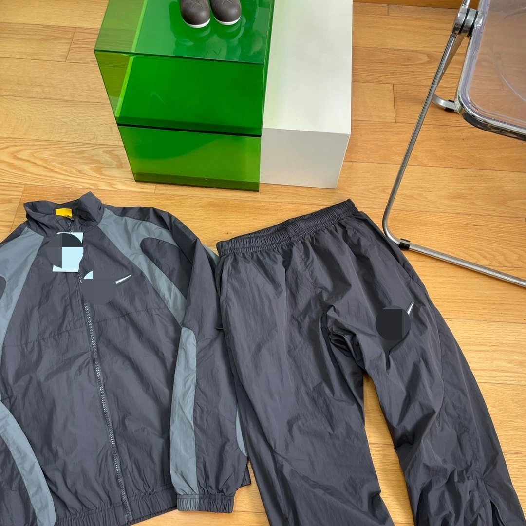 Alo Yoga Windbreaker Pants Charcoal Gray Pants - 7