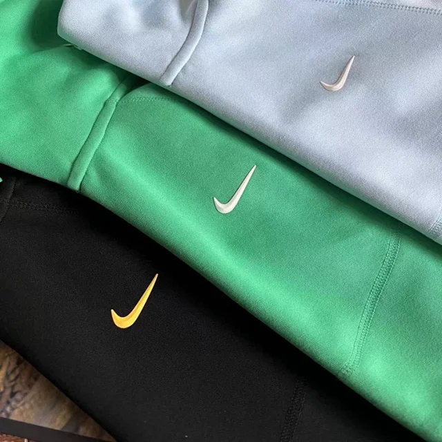 Nike Hoodies & Sweatshirts Full-Zip Hooded Sweatshirt with Zip Pockets product detail image 16