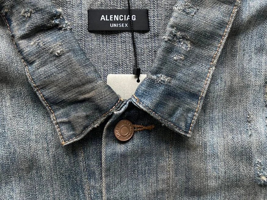 Gallery Dept Distressed Washed Denim Jacket - 6