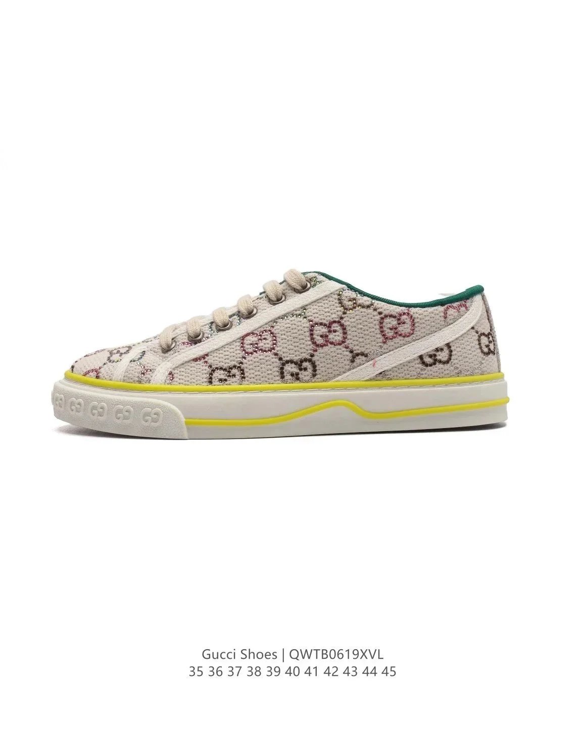 Gucci Low-top lace-up sneakers — 26