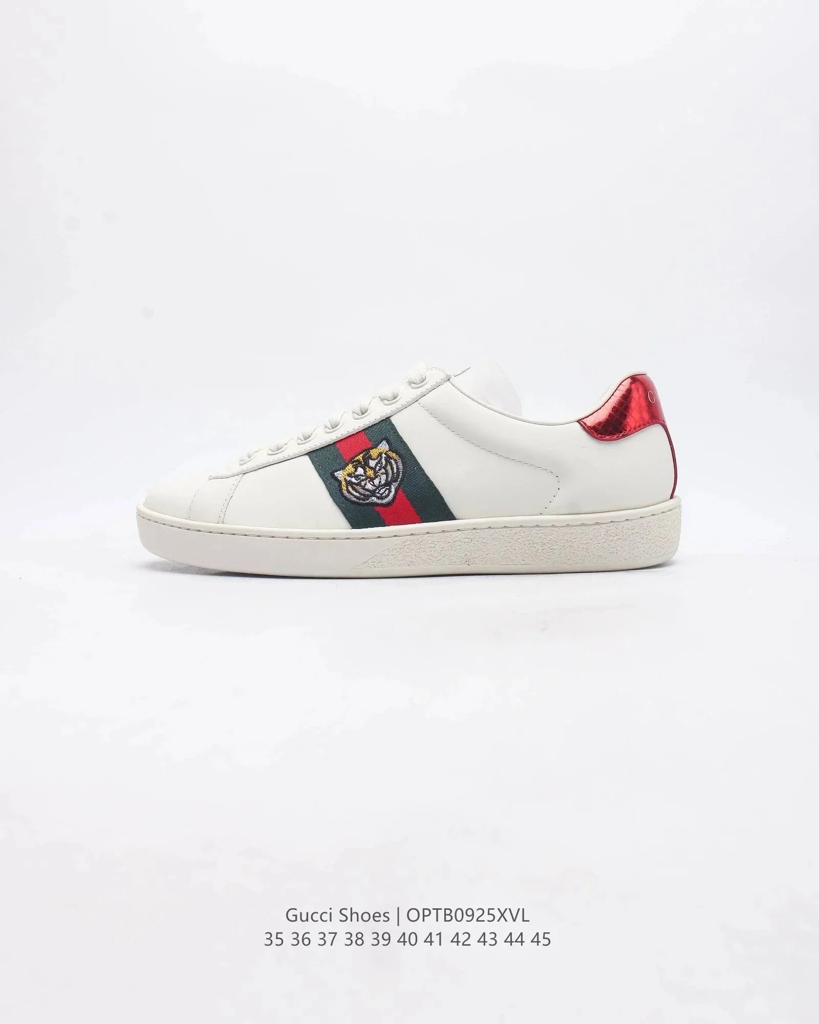 Gucci Low-top lace-up sneakers image 10