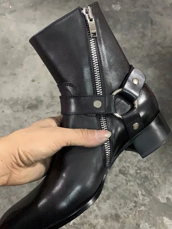 2025 New European & American Fashion Trendy Personalized British Style Top Layer Cowhide Side Zipper Pointed Toe Chelsea Martin Boots for Men