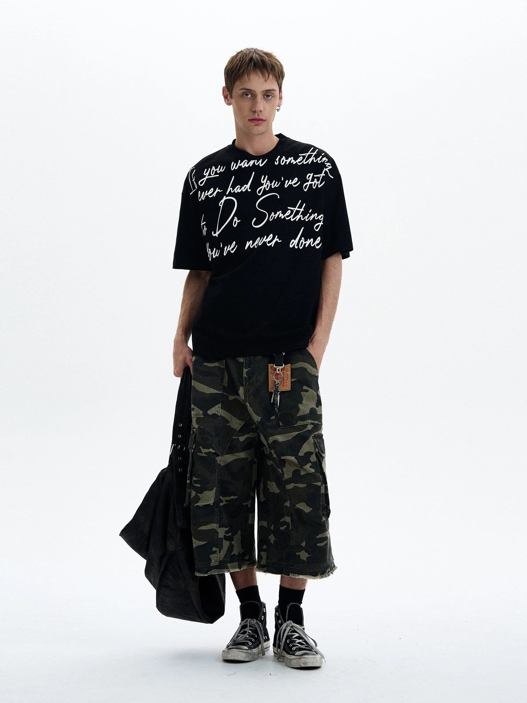 Madwitch American Style Trendy Brand HandPainted Letter TShirt for Men and Women Loose Casual Vintage ShortSleeved Couple Tops Trendy