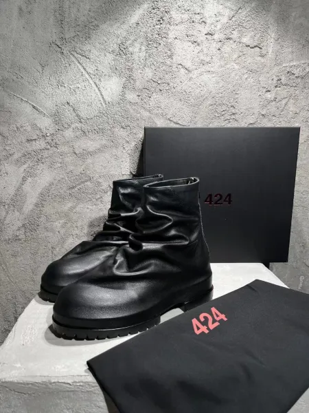 Design 424 Slouch Boot Black Leather Boots - 1