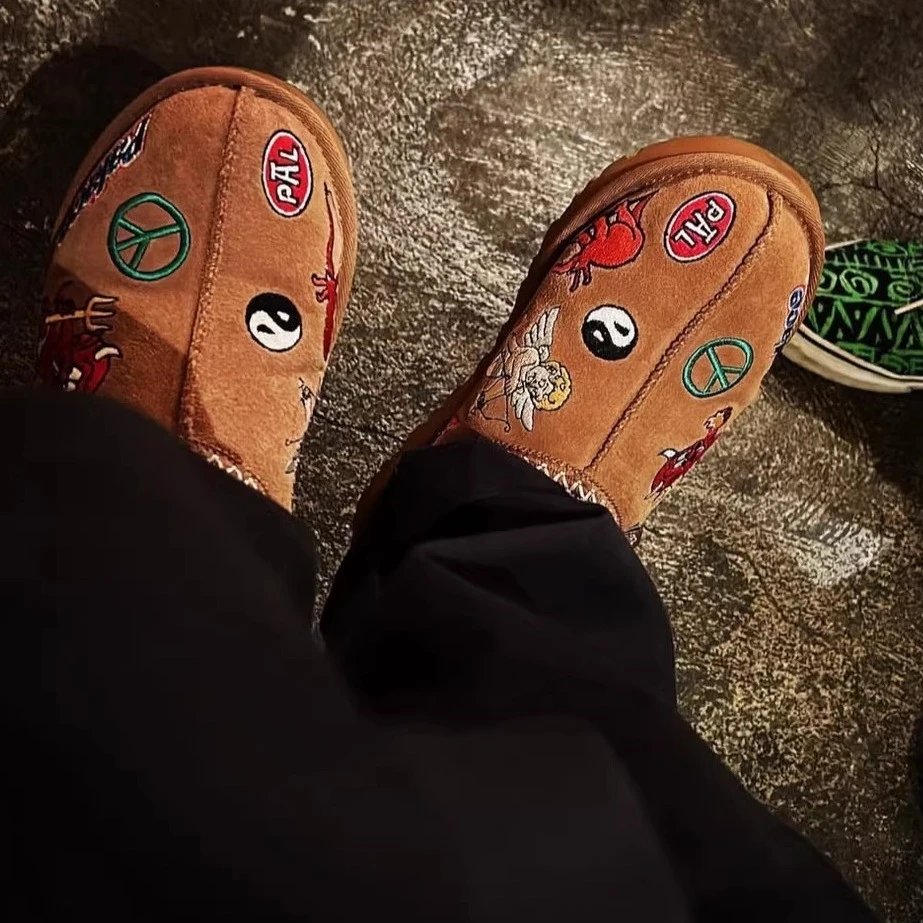 Autumn And Winter Ethnic StyleEmbroidered Half-Slippers, HighQuality, Brown, Unisex CoupleStyle, Low-Top Slip-0n