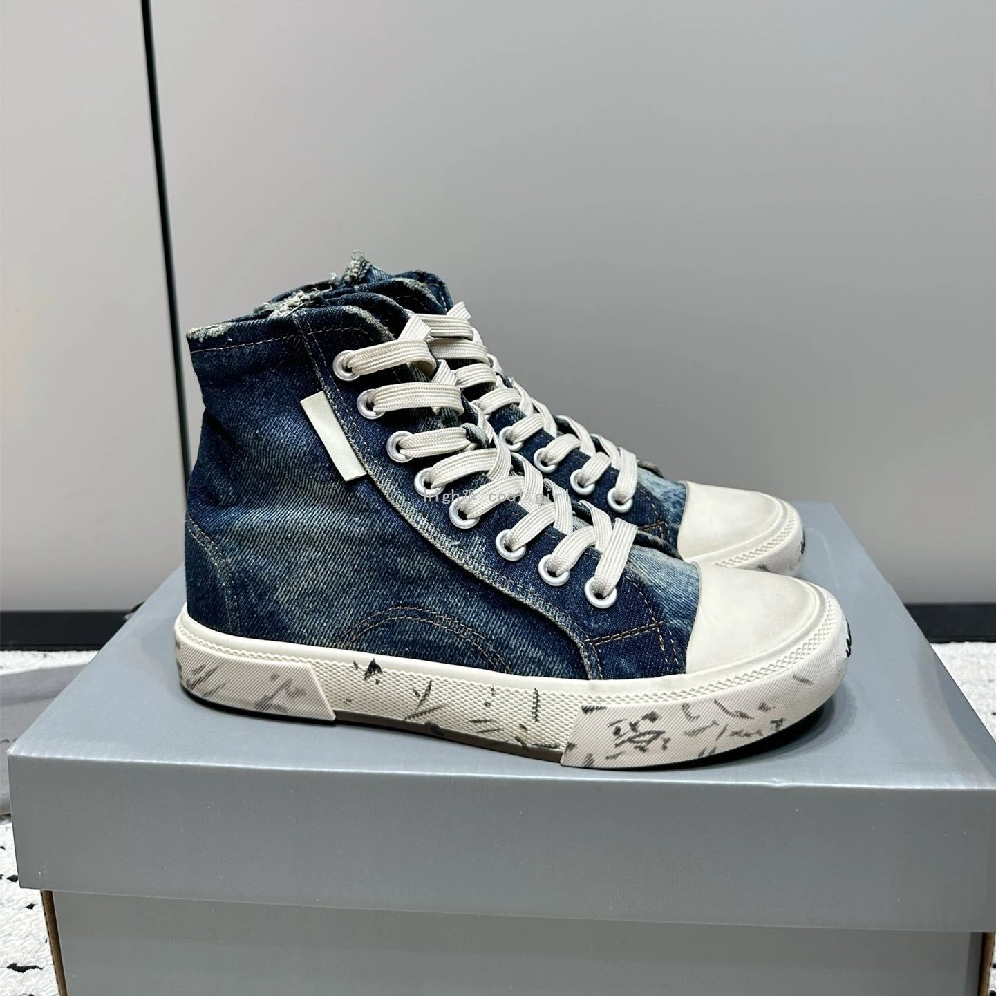 Balenciaga Paris Piercing 4