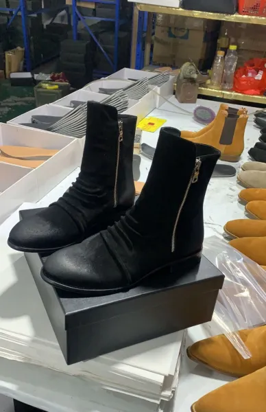 Design Ruched Suede Ankle Boots with Side Zipper Black Boots - 1