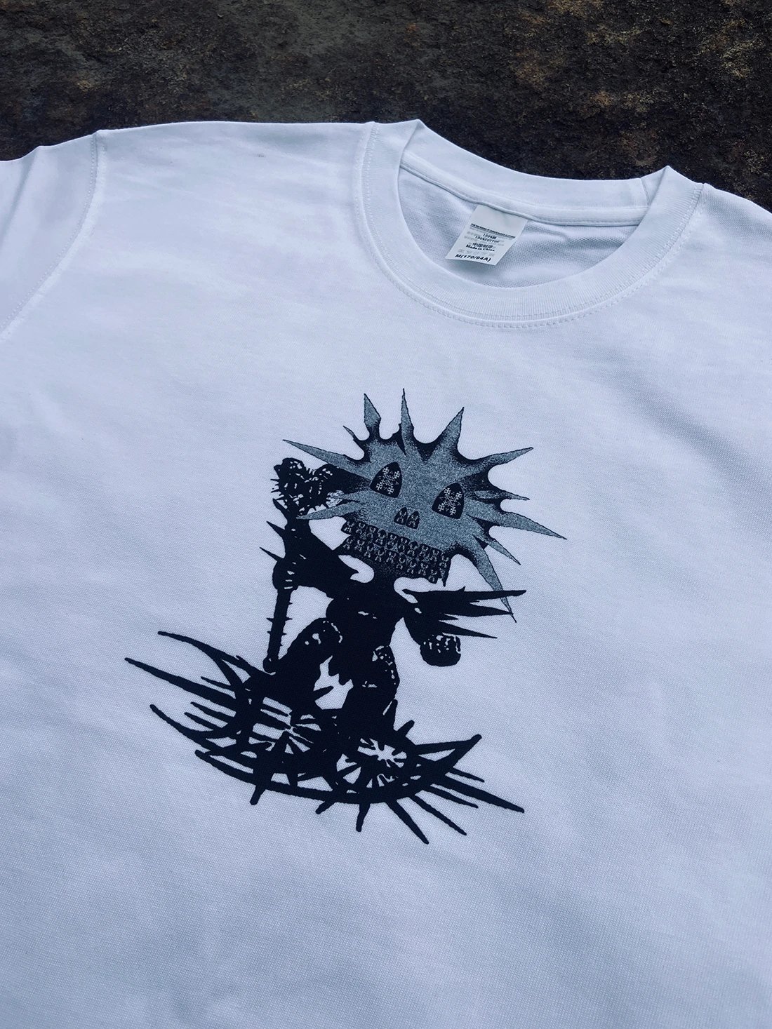 Design Spiky Skull Graphic T-Shirt White Tops.t Shirts - 5