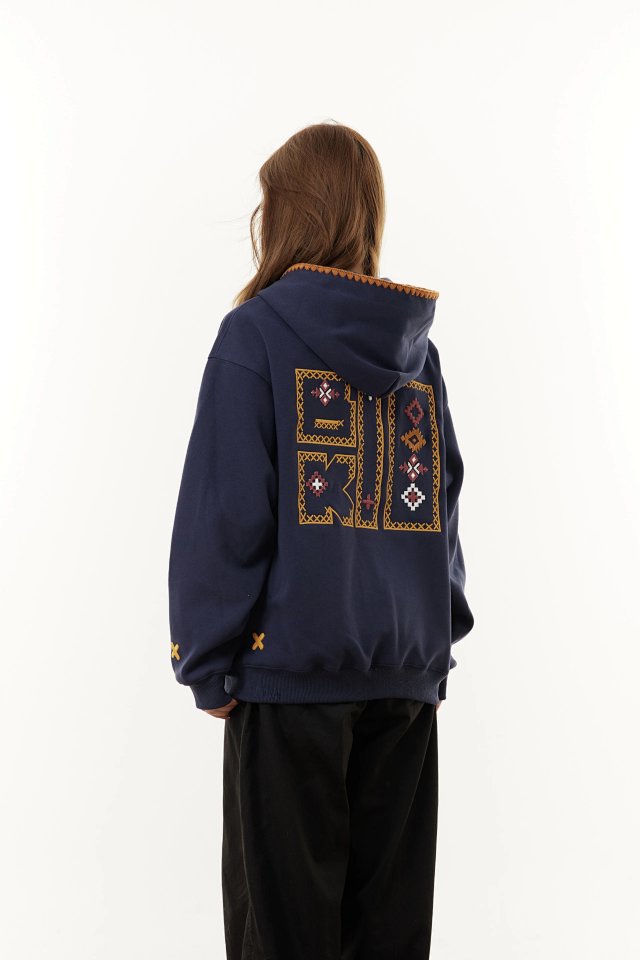 Find: seller detail photo 4