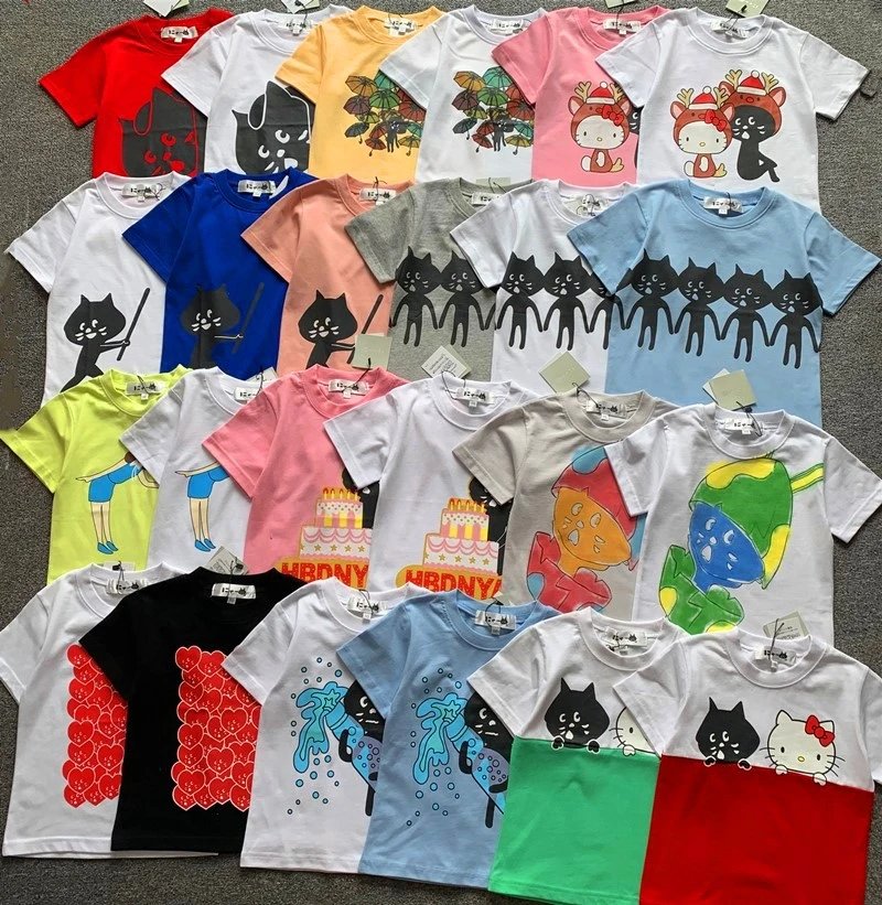 Children's Style!  2025 Summer New Collection Surprise Cat Cute Short-Sleeved Cartoon T-Shirt for Boys and Girls, Parent-Child Matching