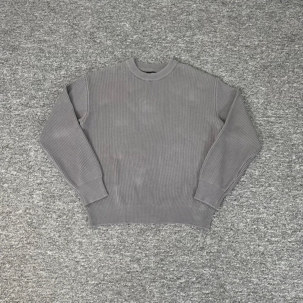 Grey Ribbed Knit Round Neck Sweater