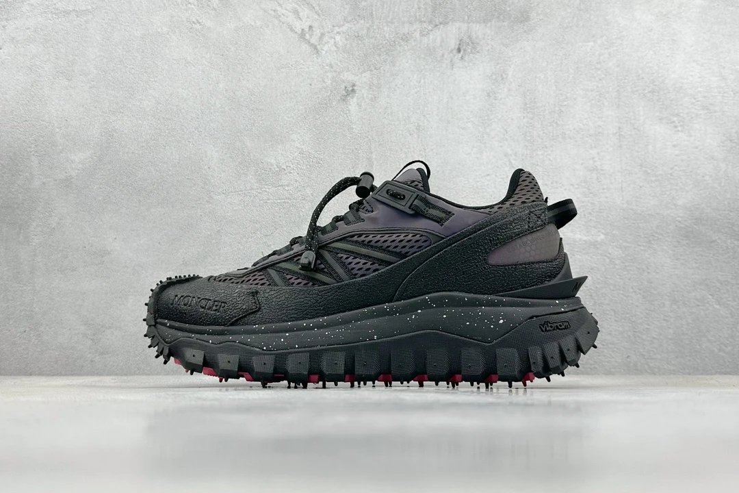 Moncler Trailgrip GTX Sneaker — 1 colorway — USFans Spreadsheet photo
