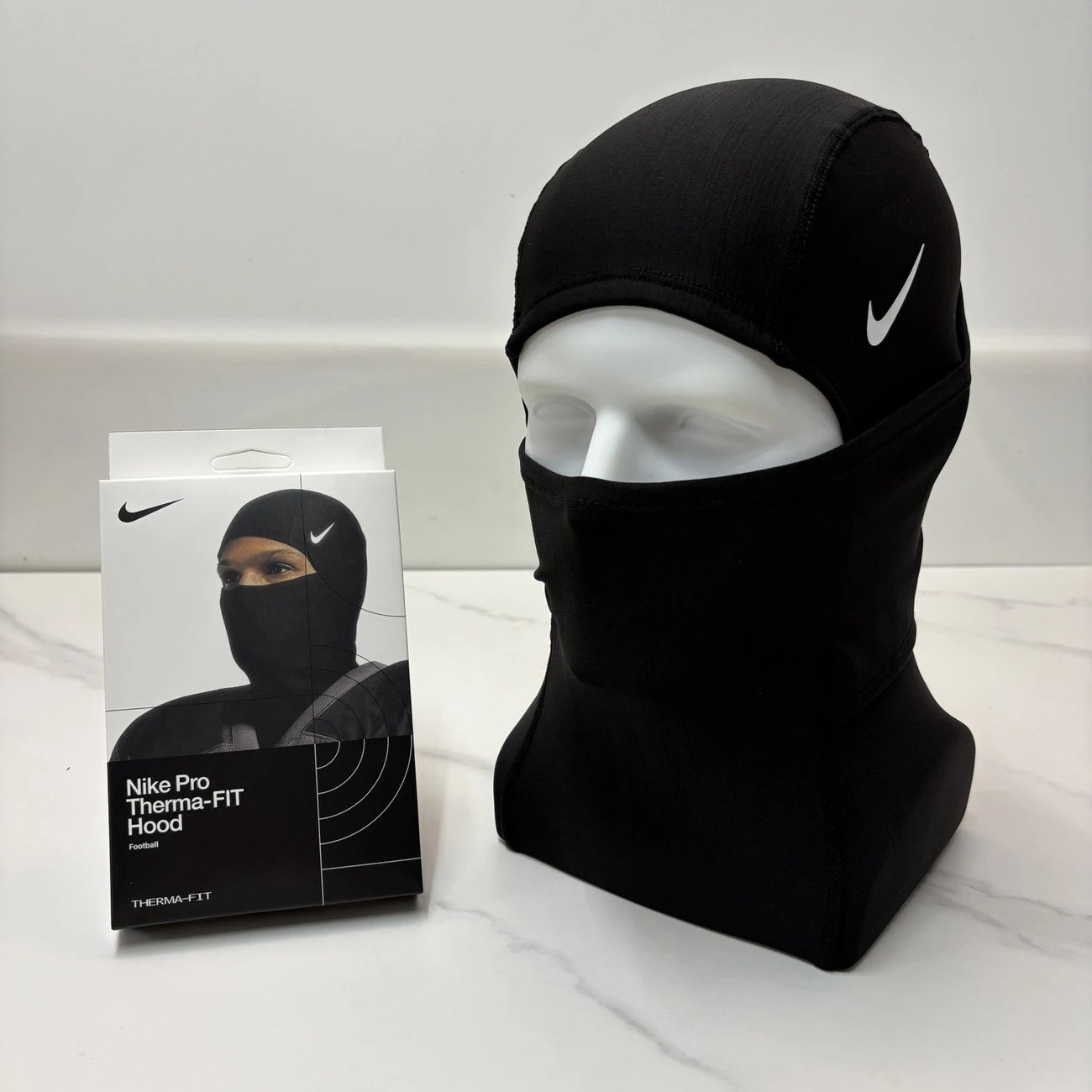 Nike Sheisty facemask