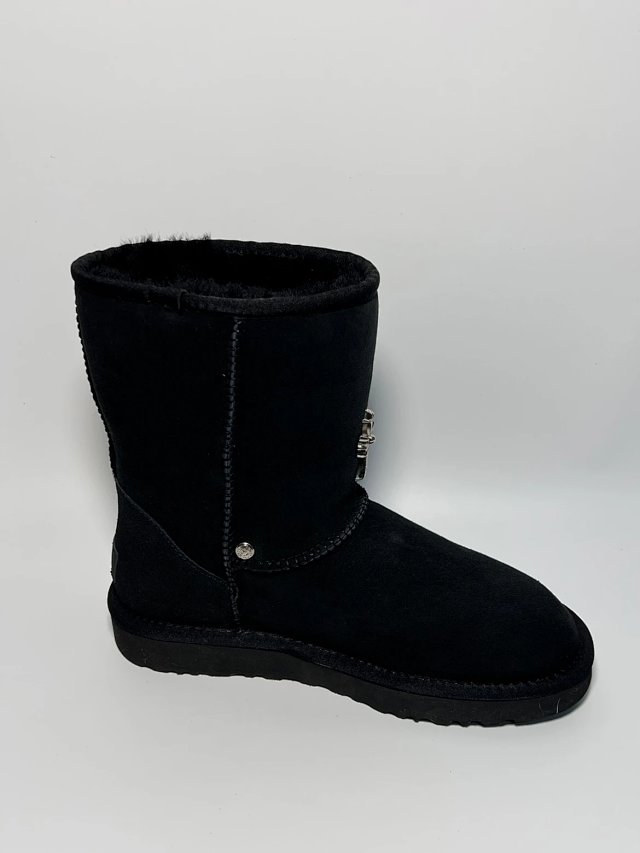 Chrome hearts uggs: seller detail photo 11
