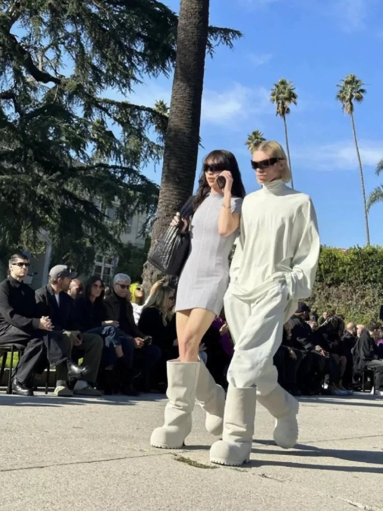 Balenciaga Baggy Sweatpants