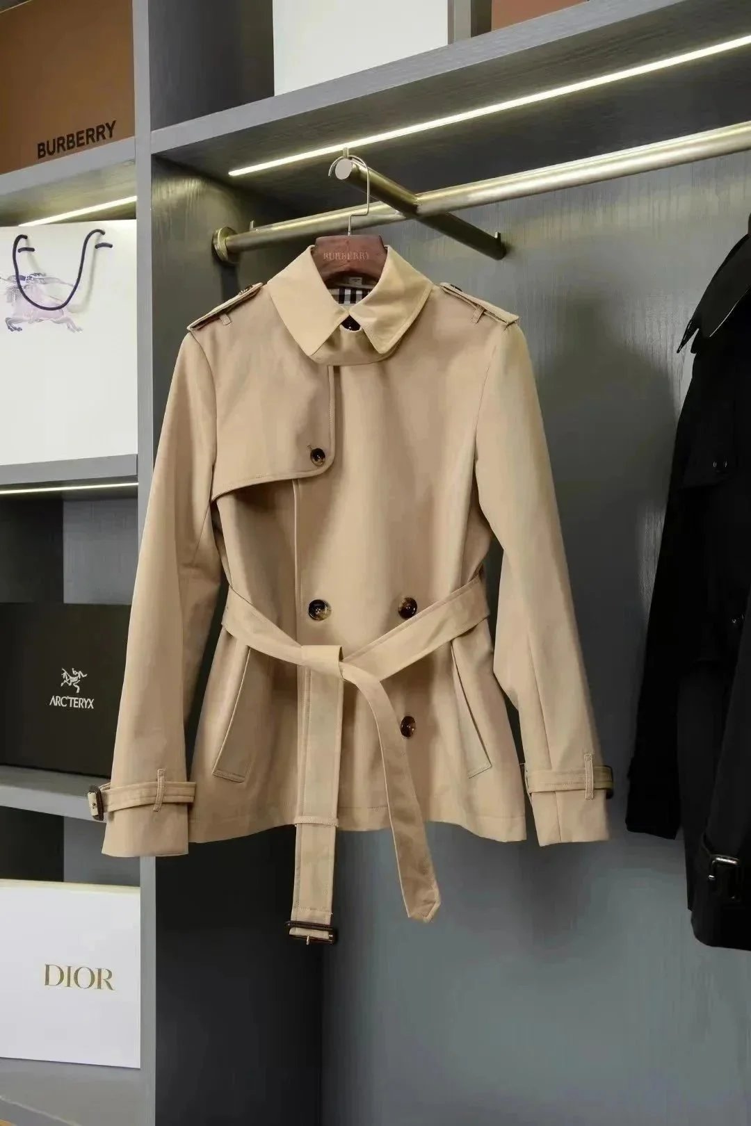Women's coat 3
