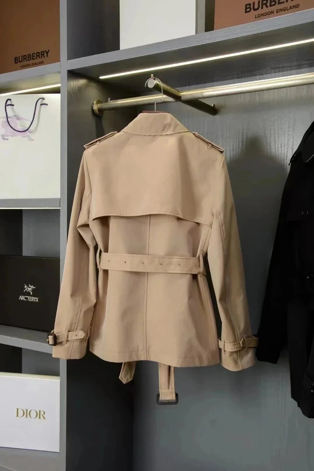 Women's coat 4