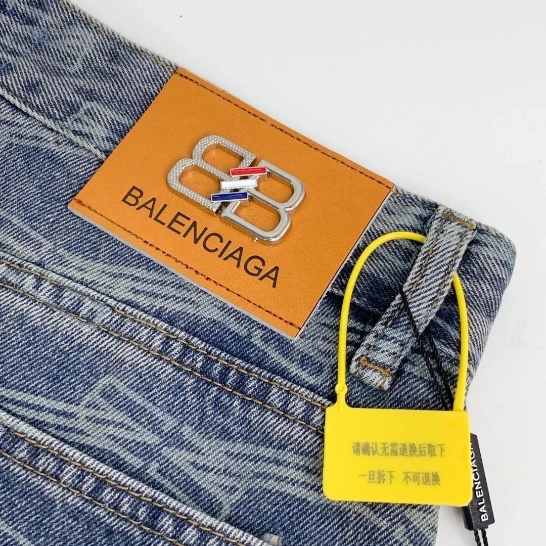 Balenciaga Graffiti-Print Straight-Leg Jeans Blue - 9