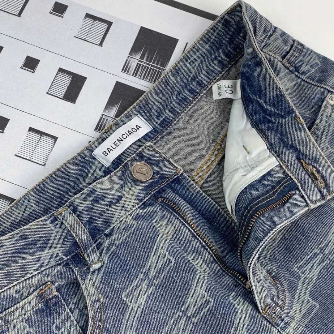 Balenciaga Graffiti-Print Straight-Leg Jeans Blue - 8