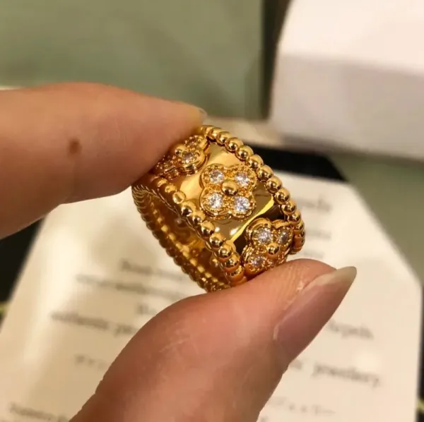 Van Cleef & Arpels Alhambra Motif Gold Diamond Ring - 1