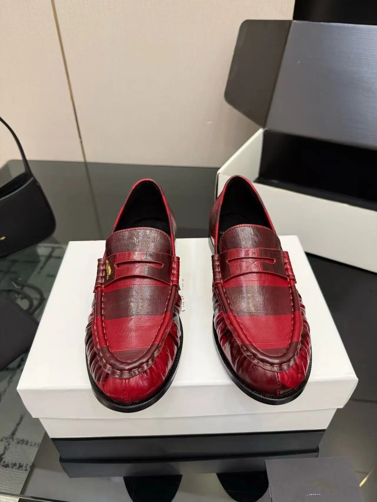 Red coffee stripe