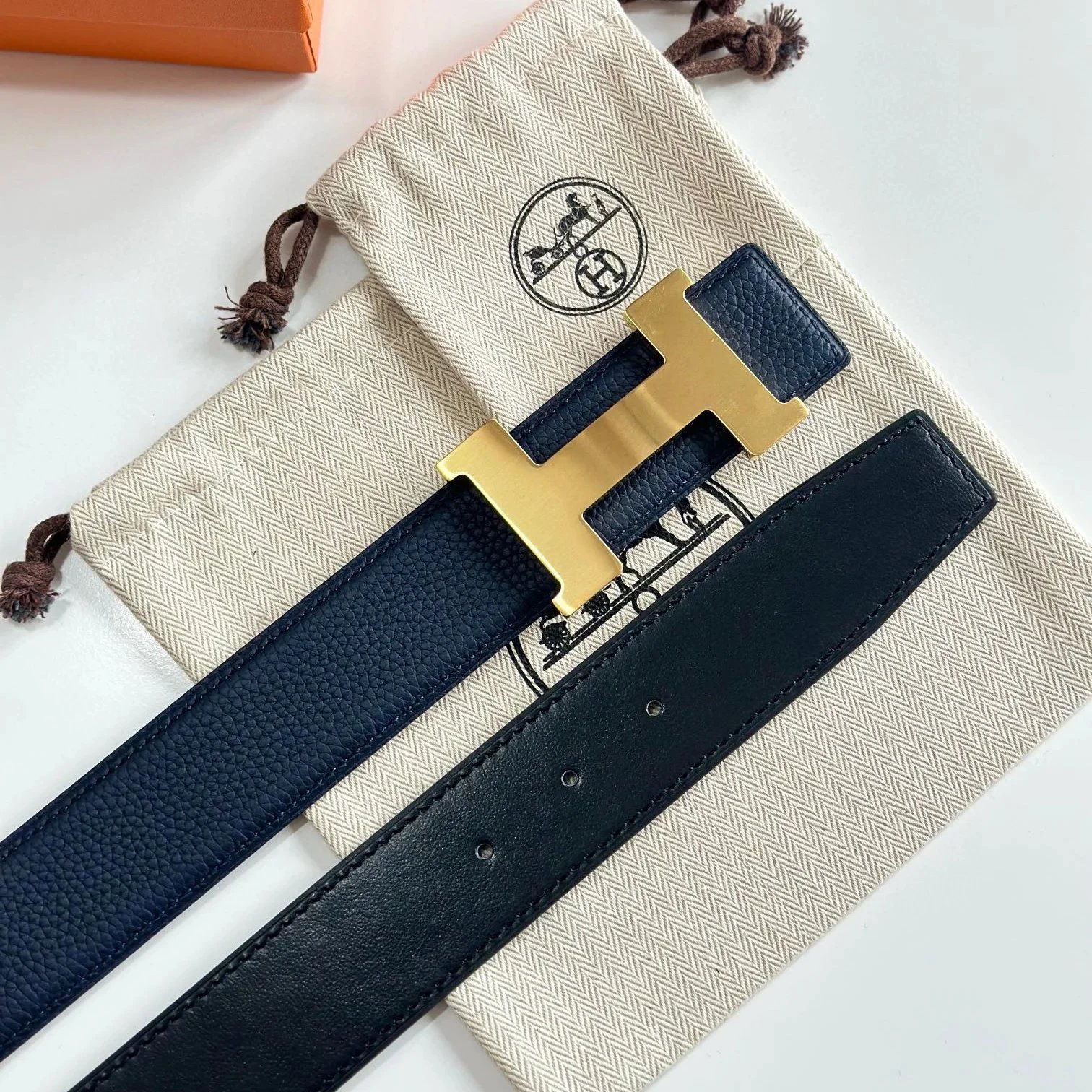 No.20 Blue Leather / Brushed Gold Buckle (Lychee Grain)