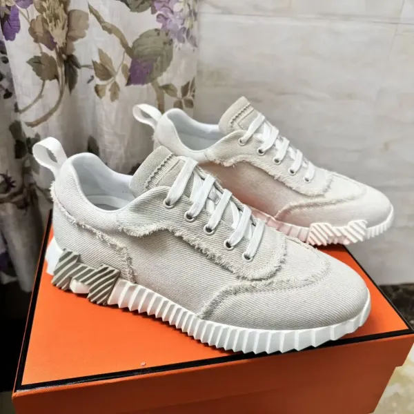 Hermès Oran Sneakers Beige Canvas White Sole Sneakers - 1