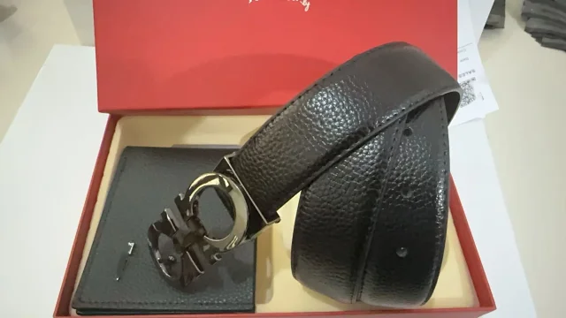 Ferragamo Belts Gancini Buckle Belt and Wallet Gift Set product detail image 28