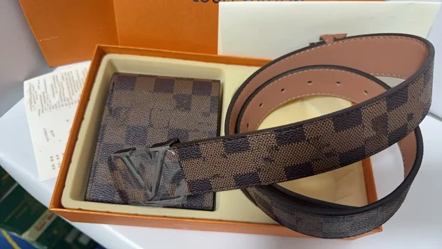 Ferragamo Belts Gancini Buckle Belt and Wallet Gift Set product detail image 12
