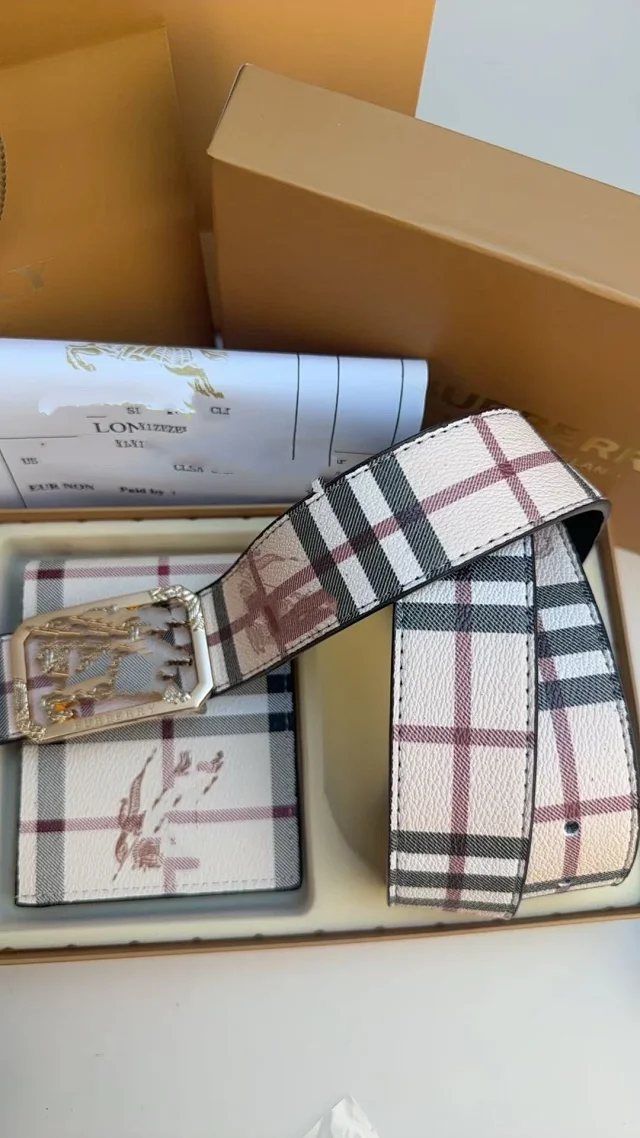 Ferragamo Belts Gancini Buckle Belt and Wallet Gift Set product detail image 37