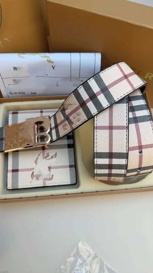 Ferragamo Belts Gancini Buckle Belt and Wallet Gift Set product detail image 35