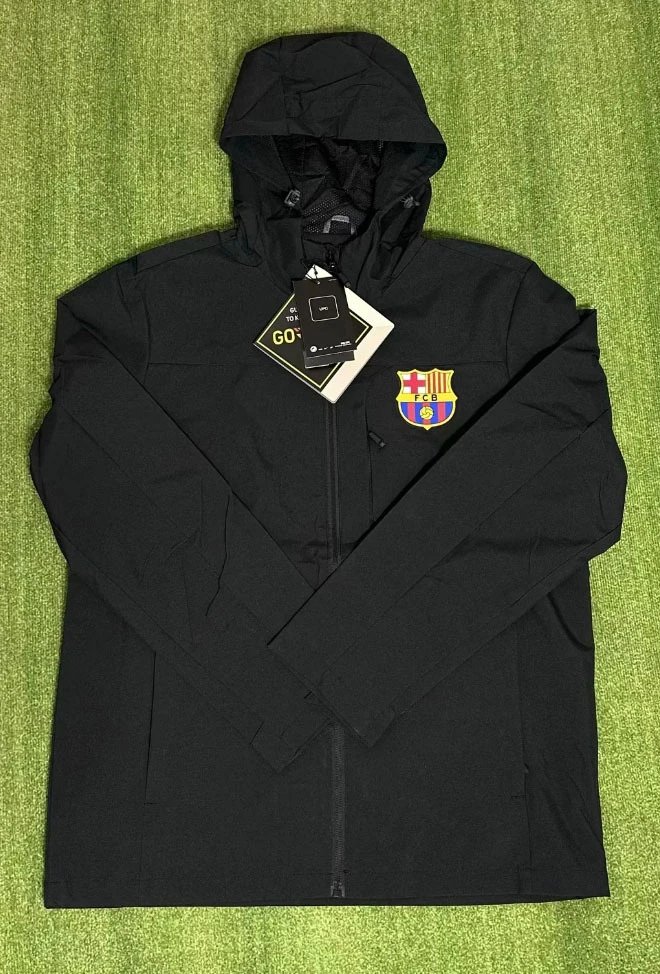 Barcelona Black Windbreaker Thin Edition