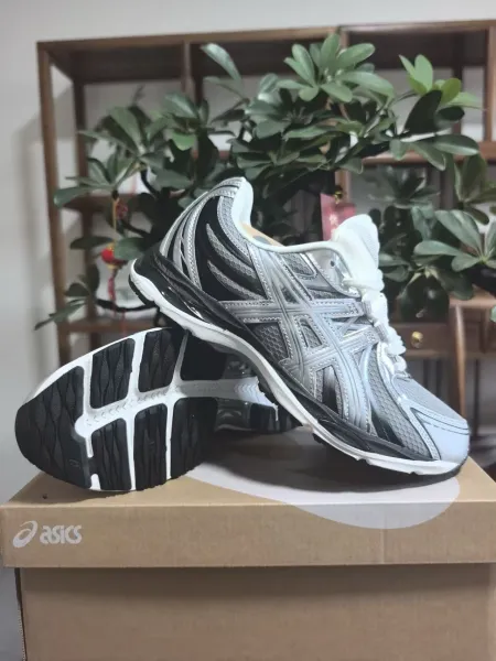 Asics Gel-Nimbus Silver Black White Running Shoes - 1