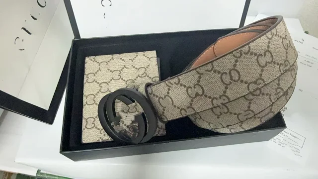 Ferragamo Belts Gancini Buckle Belt and Wallet Gift Set product detail image 2