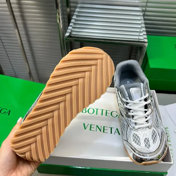 Design Gold Snake-Print Running Shoes - 27
