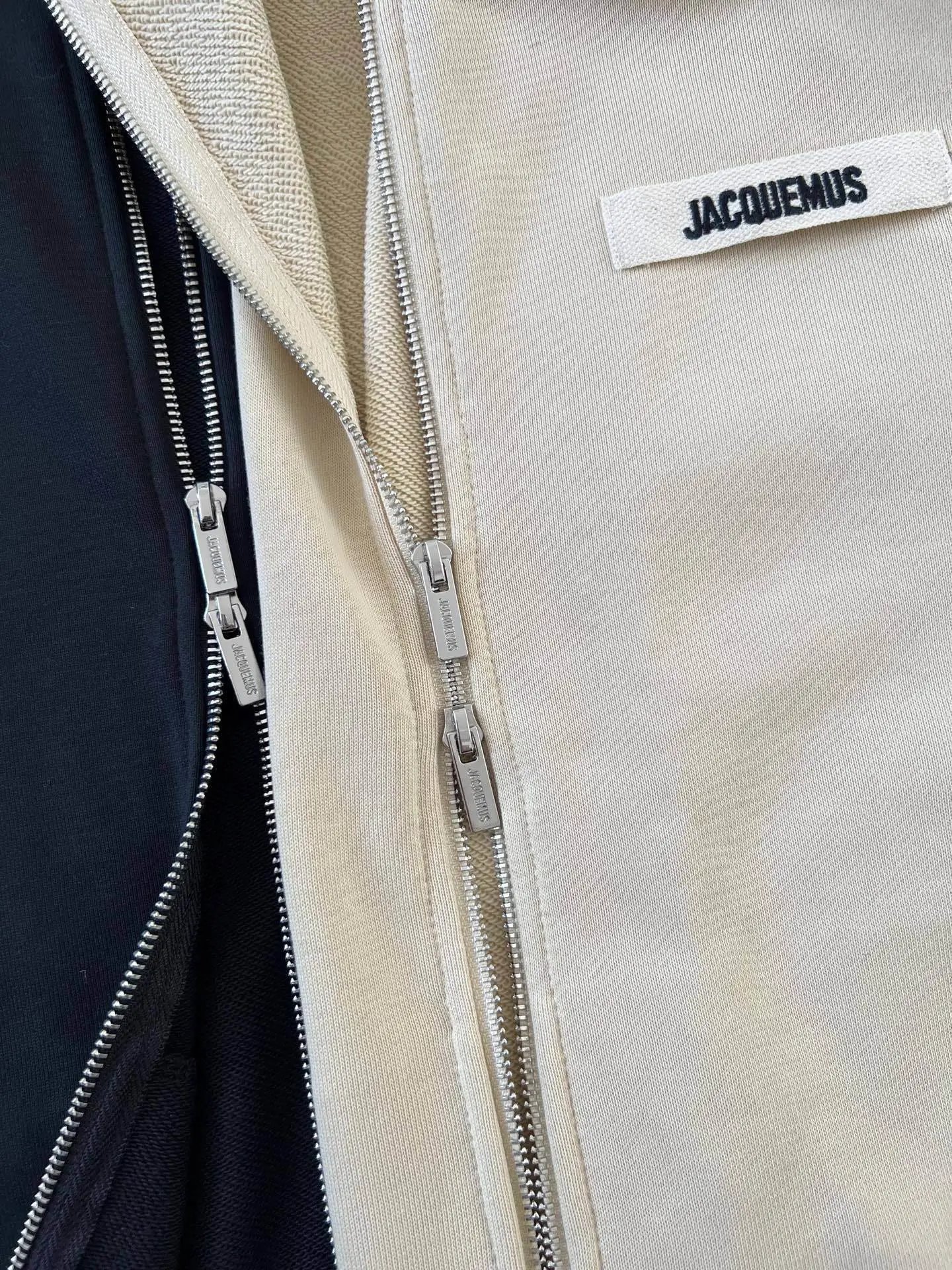 Jacquemus Bomber Cardigan Light Gray Outerwear - 36